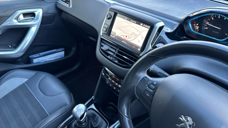 Peugeot 2008 1.2 PureTech 130 Allure Premium 5dr Petrol Estate